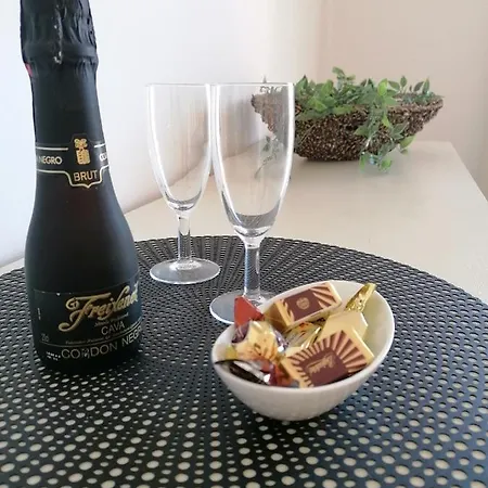 Sing Apartment