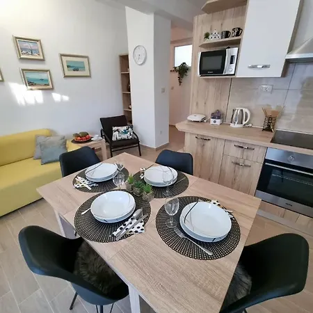 Sing Apartment